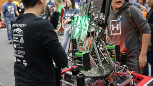 مسابقات ربات دارای قوانین خاصی می‌باشند که در این مقاله بررسی می‌کنیم. آموزش حضوری و مجازی کلاس رباتیک در آموزشگاه رباتیک آریانا در کرج و تهران را...